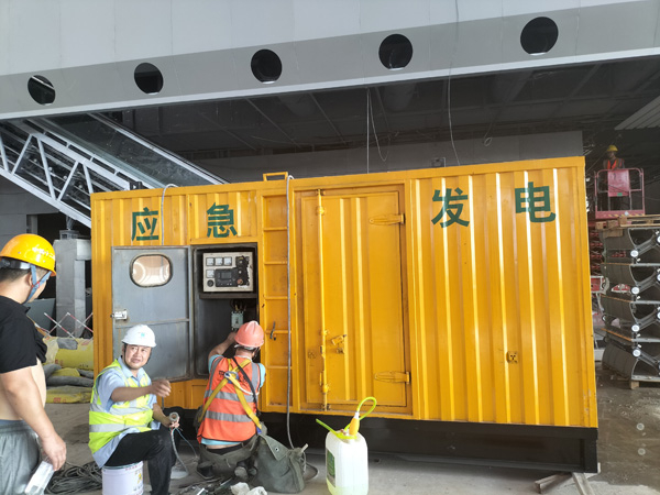 辽源怎样判断空气滤清器是否需要更换？